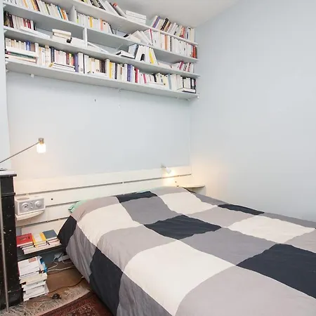 Beautiful & Spacious Near Montmartre